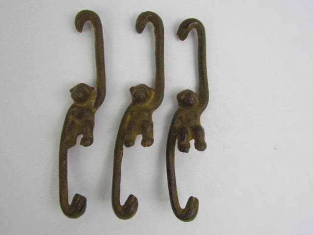 Y5-0926 高岡銅器 鋳銅製 吊花生 三日月 尺0 33ｃｍ 三猿吊金具付