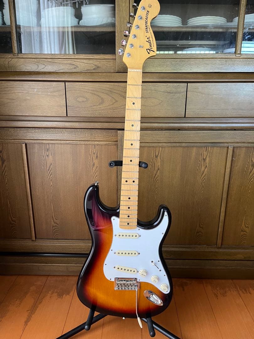 Fender Stratocaster フェンダーJAPAN