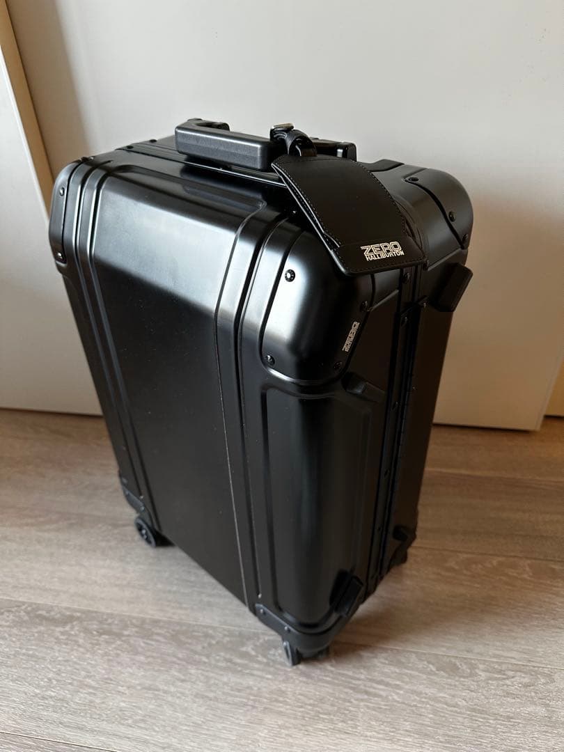 【極美品】ゼロハリバートン アルミ製/機内持ち込み可