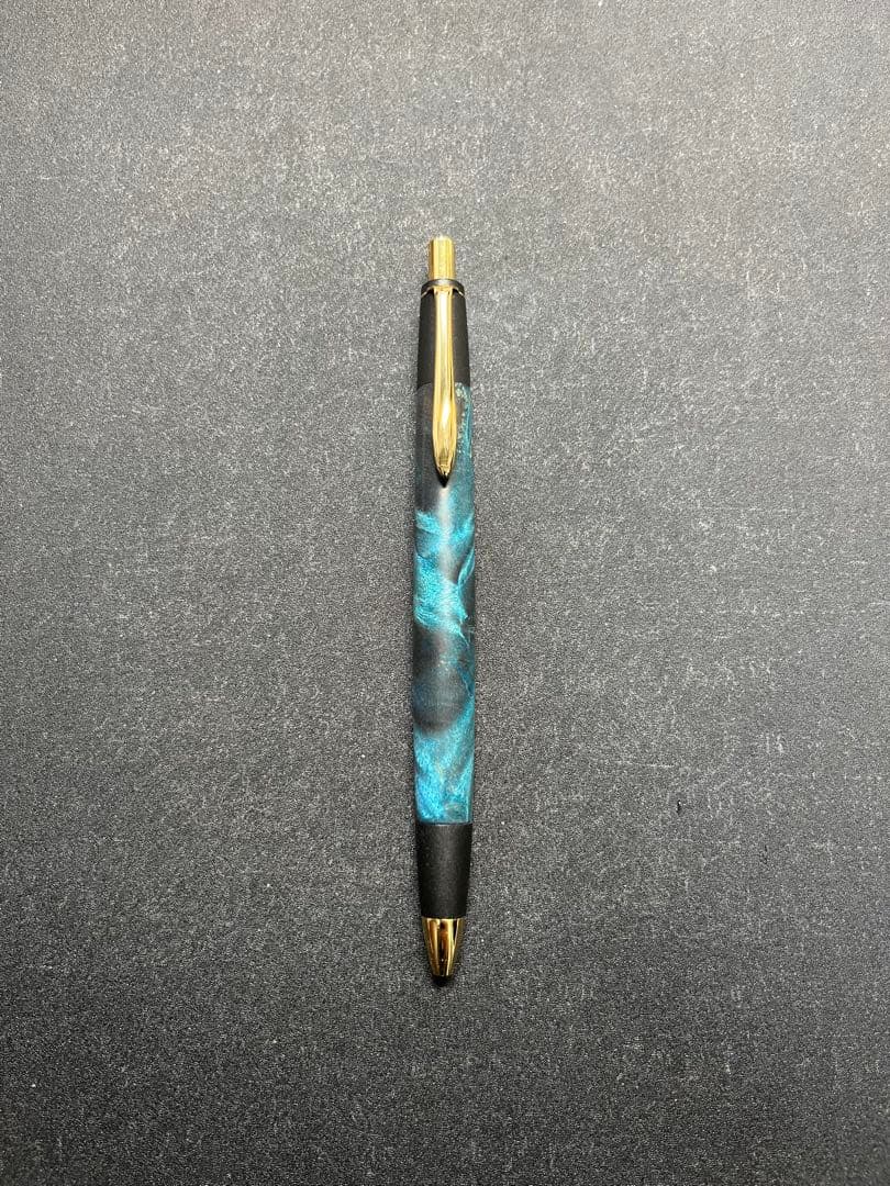 キツツキ　ボールペン　スタビライズドウッド　メイプル瘤