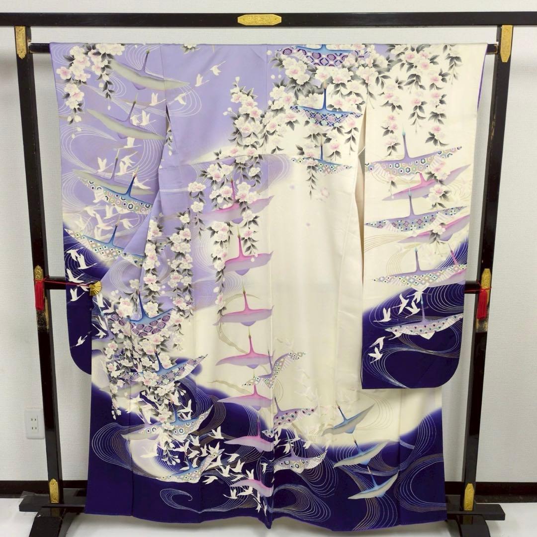 振袖 羽ばたく鳥 華やか 素敵なデザイン 着物 正絹 T-8355