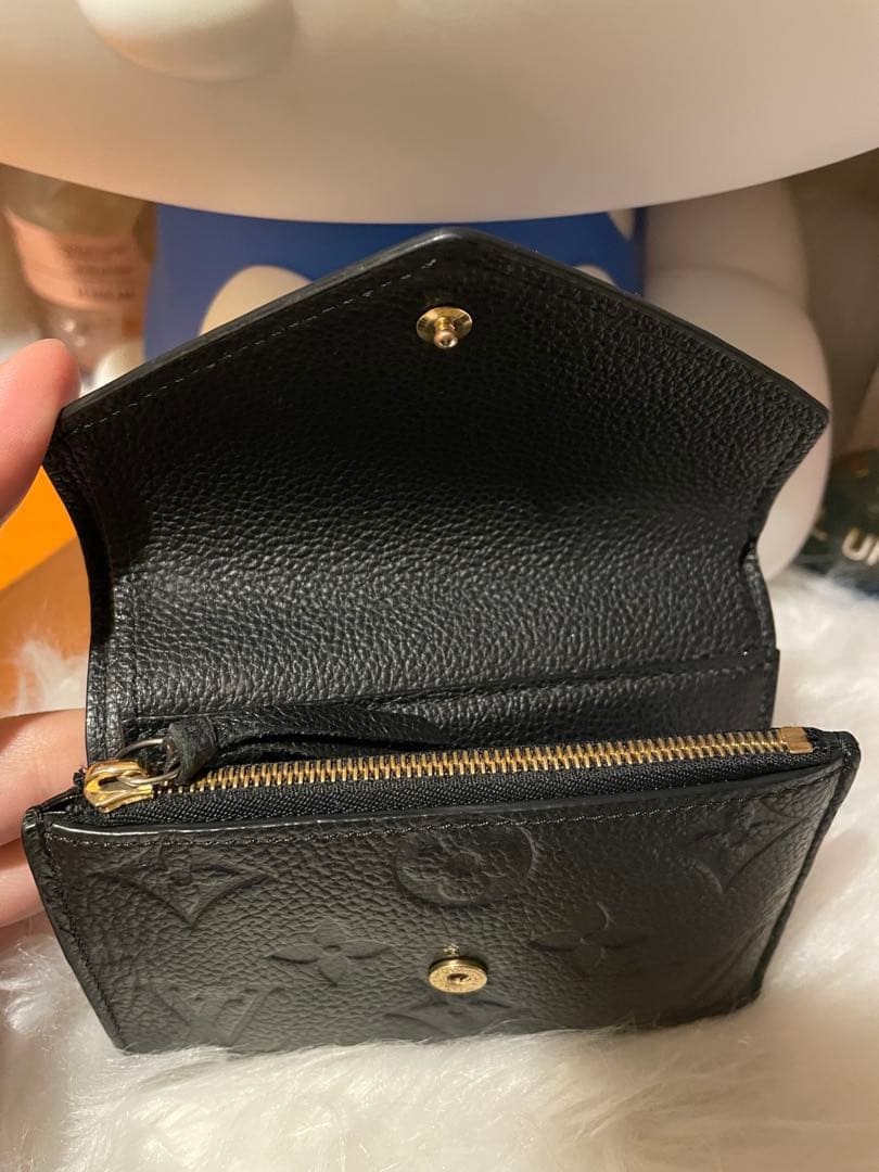 ルイヴィトン ポルトフォイユ ヴィクトリーヌ アンプラント　黒