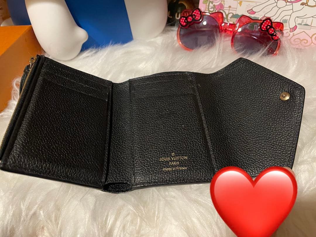 ルイヴィトン ポルトフォイユ ヴィクトリーヌ アンプラント　黒