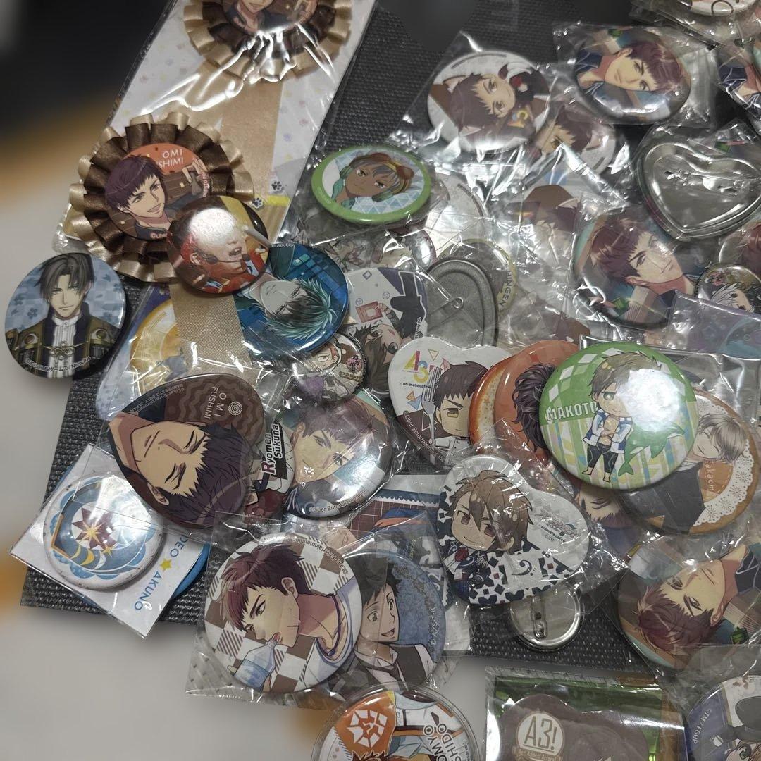 アニメキャラクター ピンバッジ 約100以上個セット