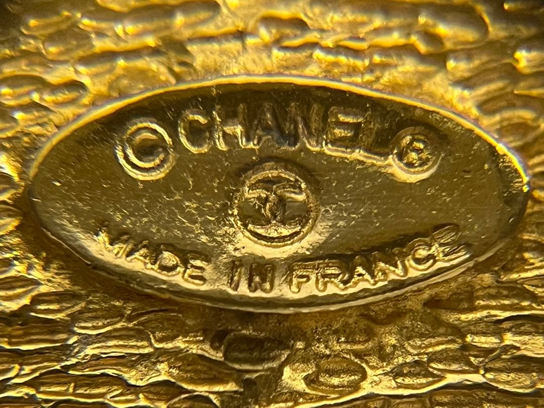 美品 CHANEL シャネル ブローチ 箱付 菱形 ゴールド アンティーク