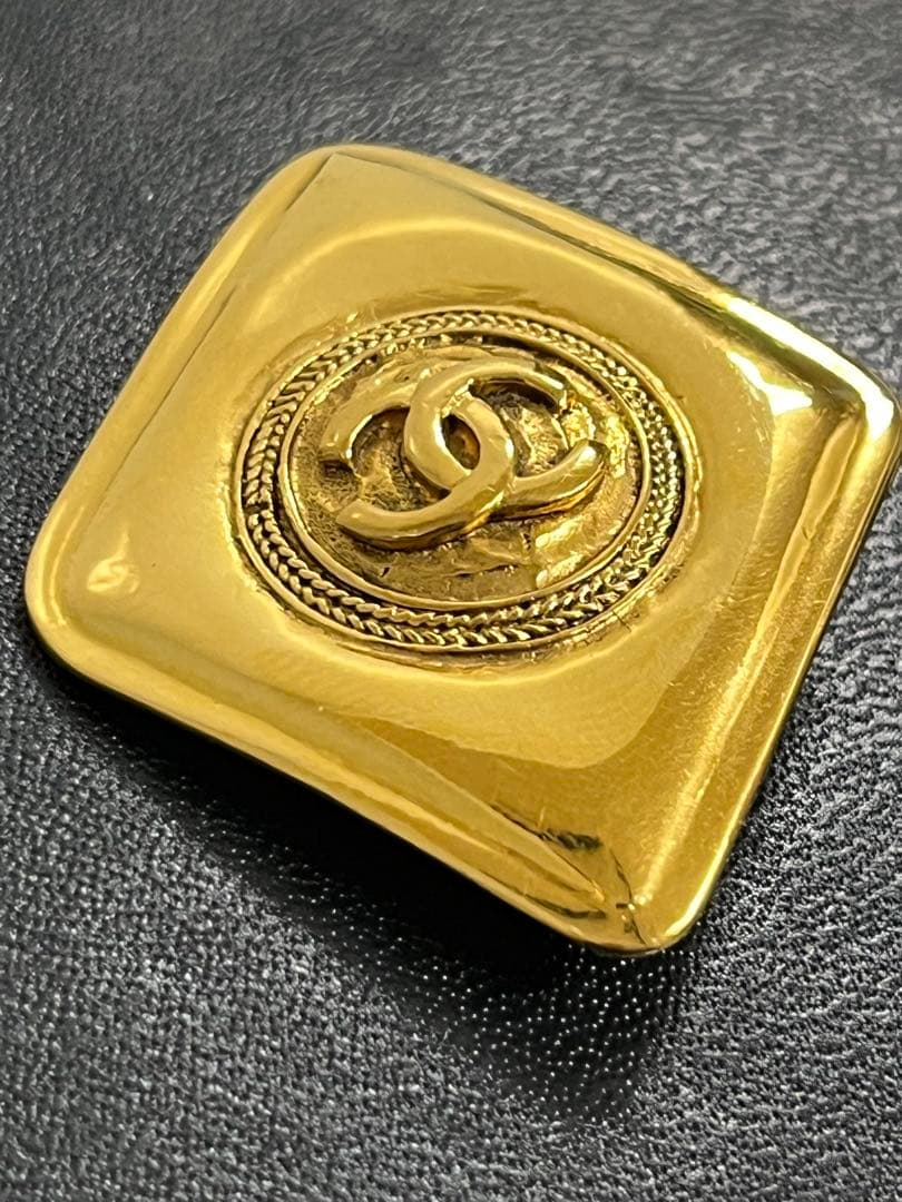 美品 CHANEL シャネル ブローチ 箱付 菱形 ゴールド アンティーク