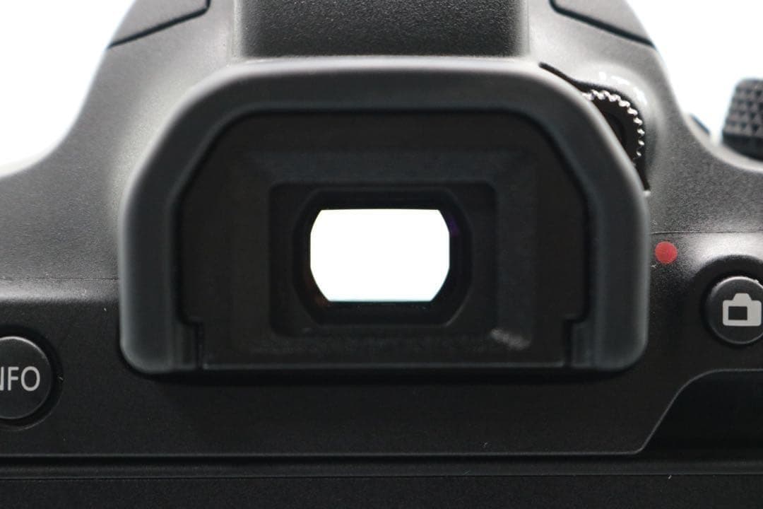 美品 【Canon EOS Kiss X10i ダブルレンズセット】 安心保証◎