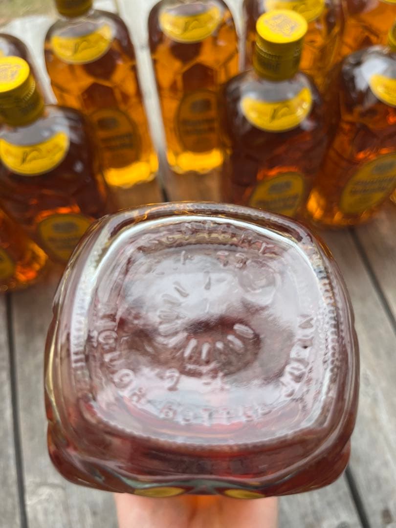 サントリーウイスキー 2012年　古酒　700ml 角 12本セット　送料無料