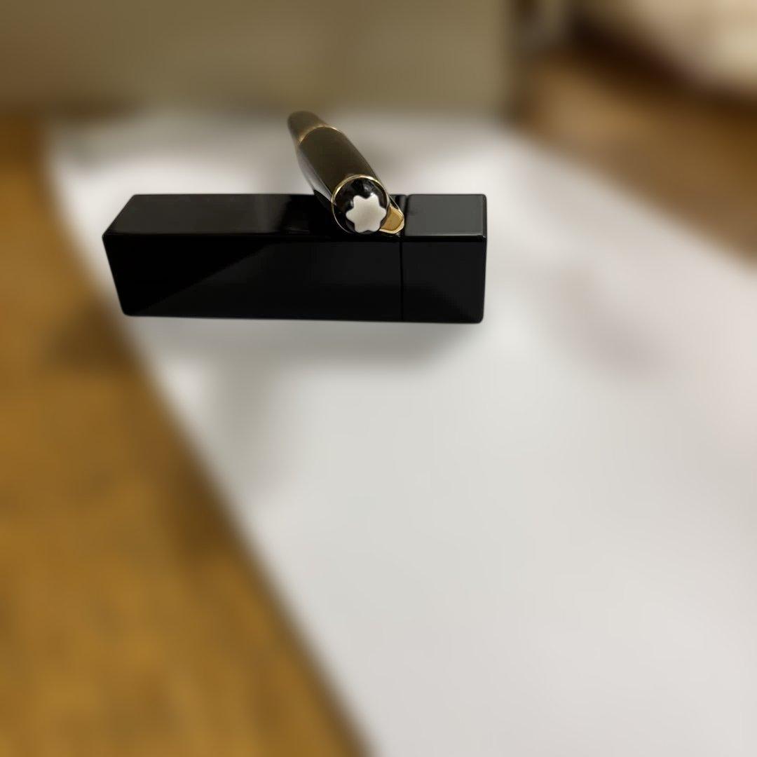 モンブランマイスターシュテュック ボールペン黒色