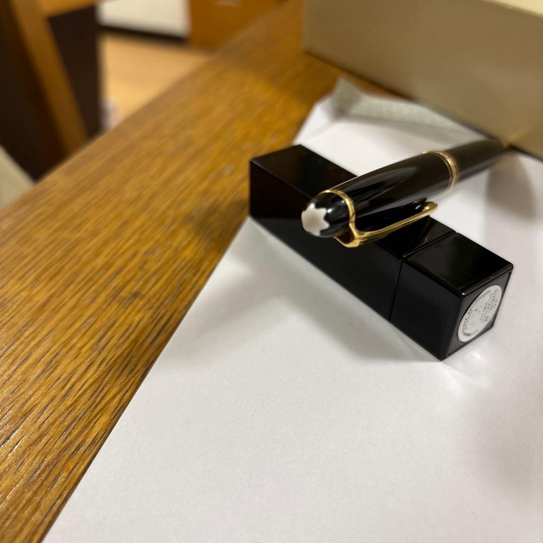 モンブランマイスターシュテュック ボールペン黒色