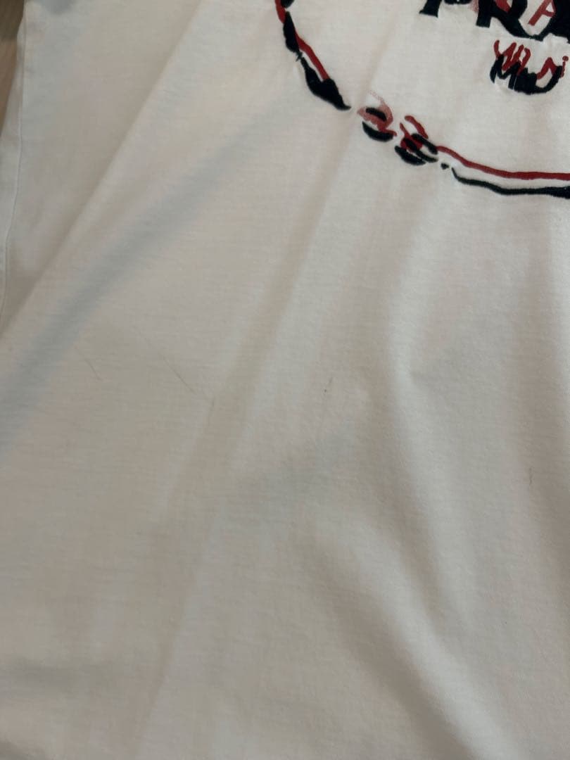 PRADA ホワイト Tシャツ ロゴプリント