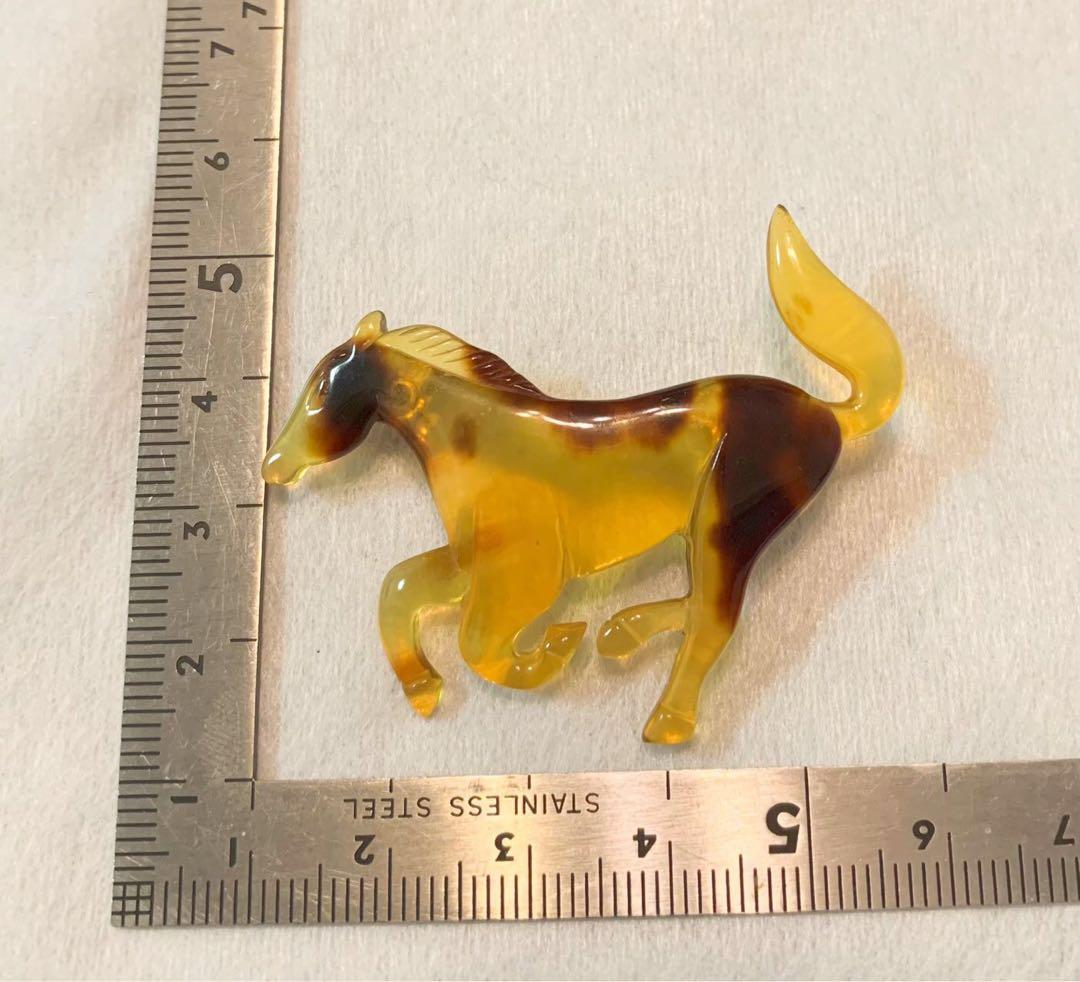 鼈甲　ブローチ　馬　パーティ　午年　競馬　馬主　乗馬