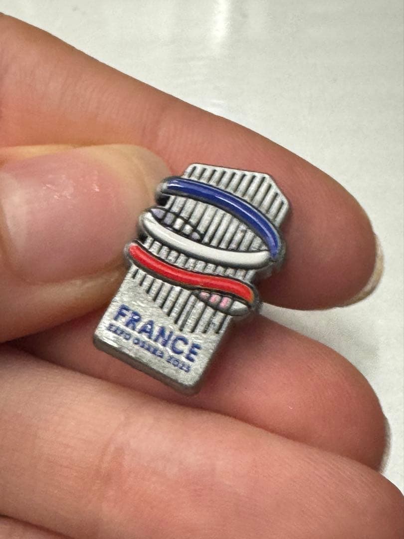 【激レア非売品】関西万博 フランス館 スタッフ限定 ピンバッジ　ピンズ