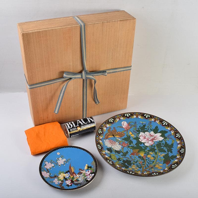 中国　古七宝琺瑯彩　七宝焼　安藤七宝店　盤　皿　2点　時代箱付　M　R9532B