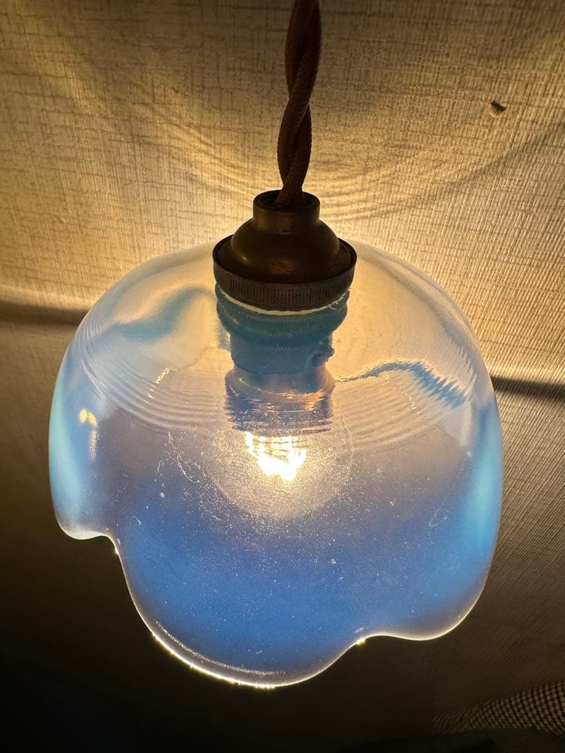 1920年代 フランス アンティーク ブルーオパールセントのお花アトリエランプ＊