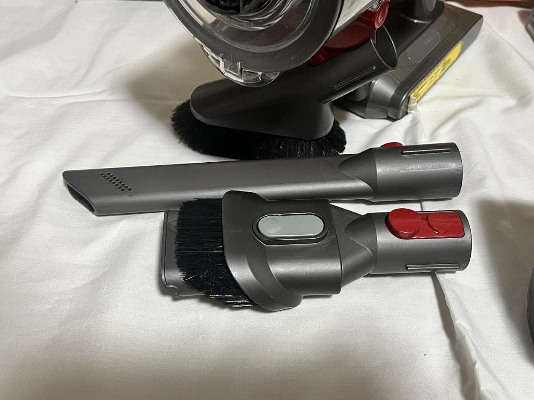 お買い得！Dysonダイソン　サイクロンクリーナーSV12/V10良品