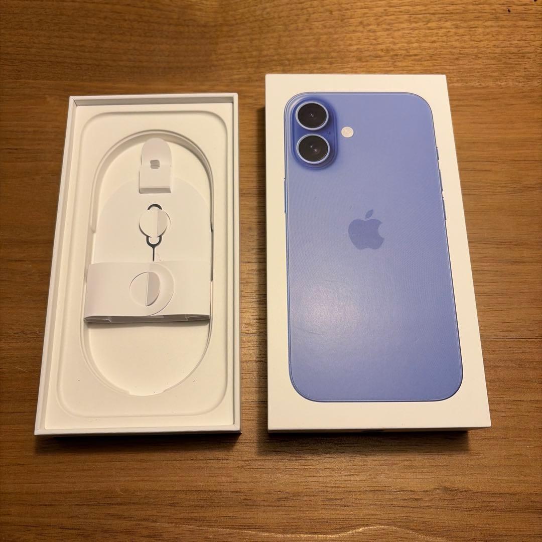 iPhone16 本体 ウルトラマリン 256GB 中古 バッテリー容量93%
