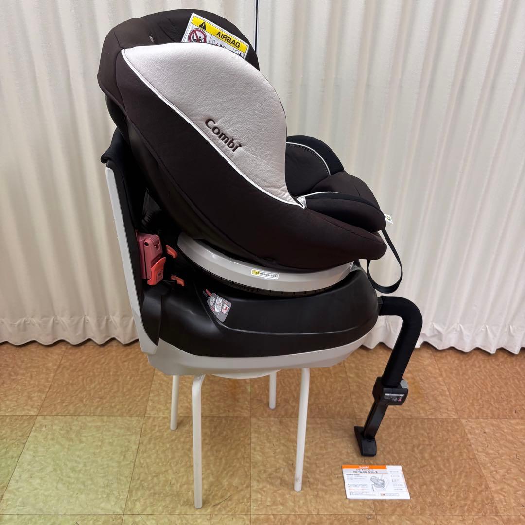 クリーニング済　☆美品☆　新生児OK　コンビ　ネルーム　ｌｉｔｅ　ダークブラウン