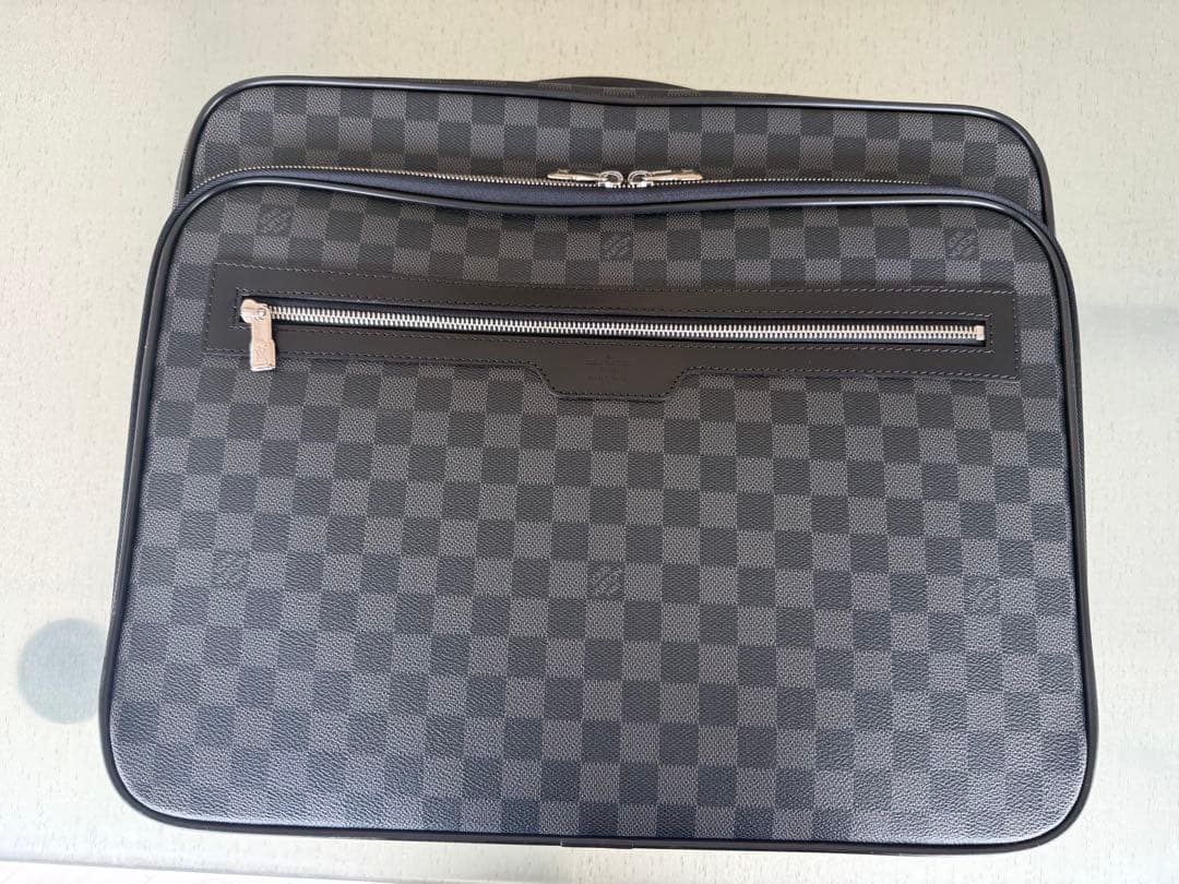 ルイヴィトン ダミエ パイロット ケース