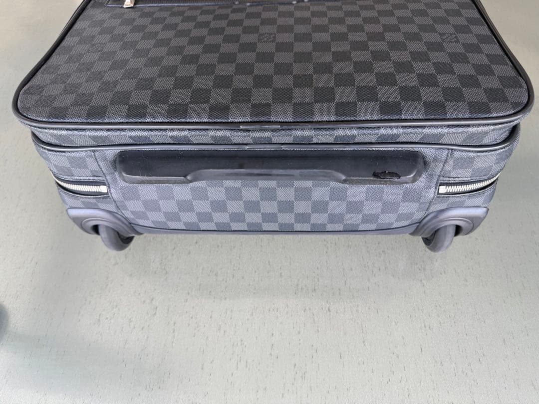 ルイヴィトン ダミエ パイロット ケース