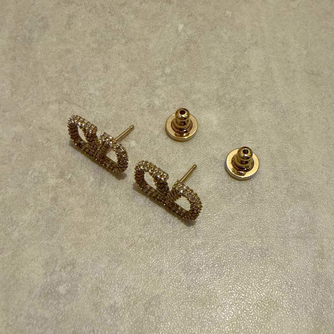 ヴァレンティノ　ピアス