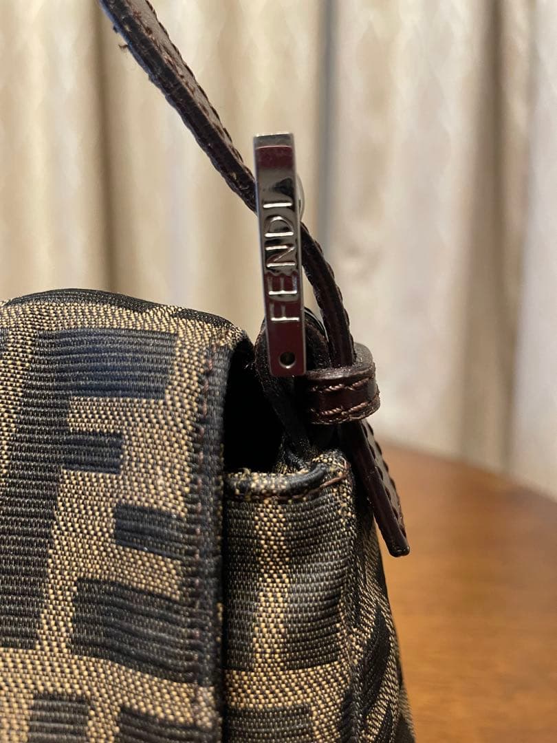 Fendi FFロゴ ショルダーバッグ ベージュ/ブラウン