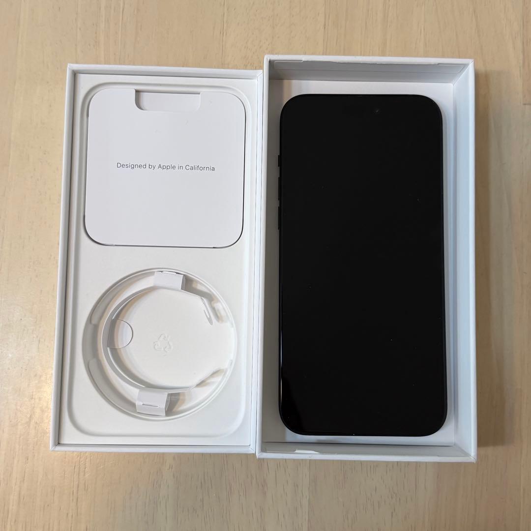 iPhone 15plus 128GB ブラック　本体