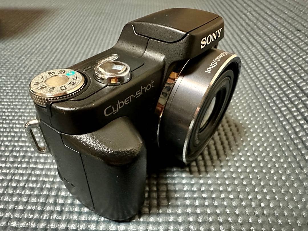 SONYデジカメ　Cyber shot DSC H3 中古　美品！純正レンズ付属