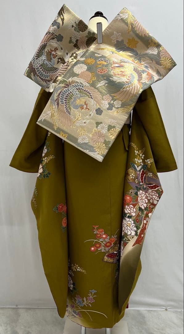 本日限り❣️大特価❣️ 振り袖　フルセット　別誂正絹長襦袢　金彩加工　刺繍　591