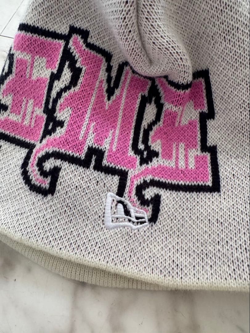 ニット帽Supreme 25FW New Era Outline Beanie