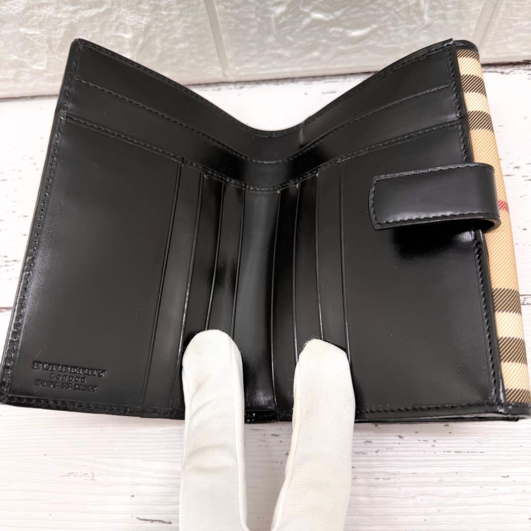 未使用　バーバリー　折り財布　ノバチェック　レザー　ロゴ金具