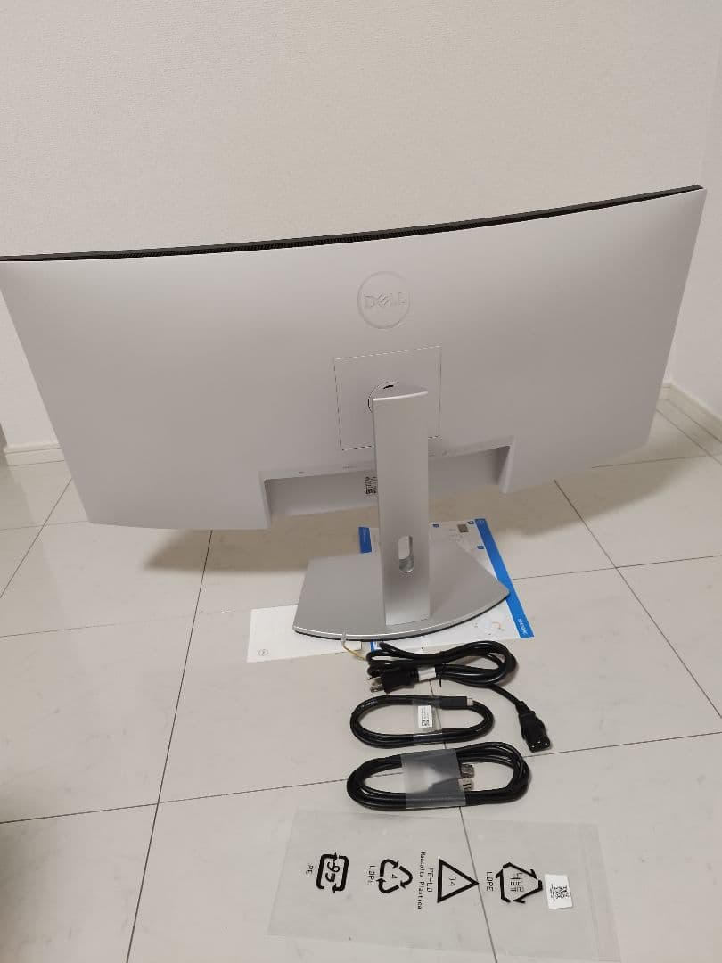Dell S3423DWC 34インチ湾曲ディスプレイ本体