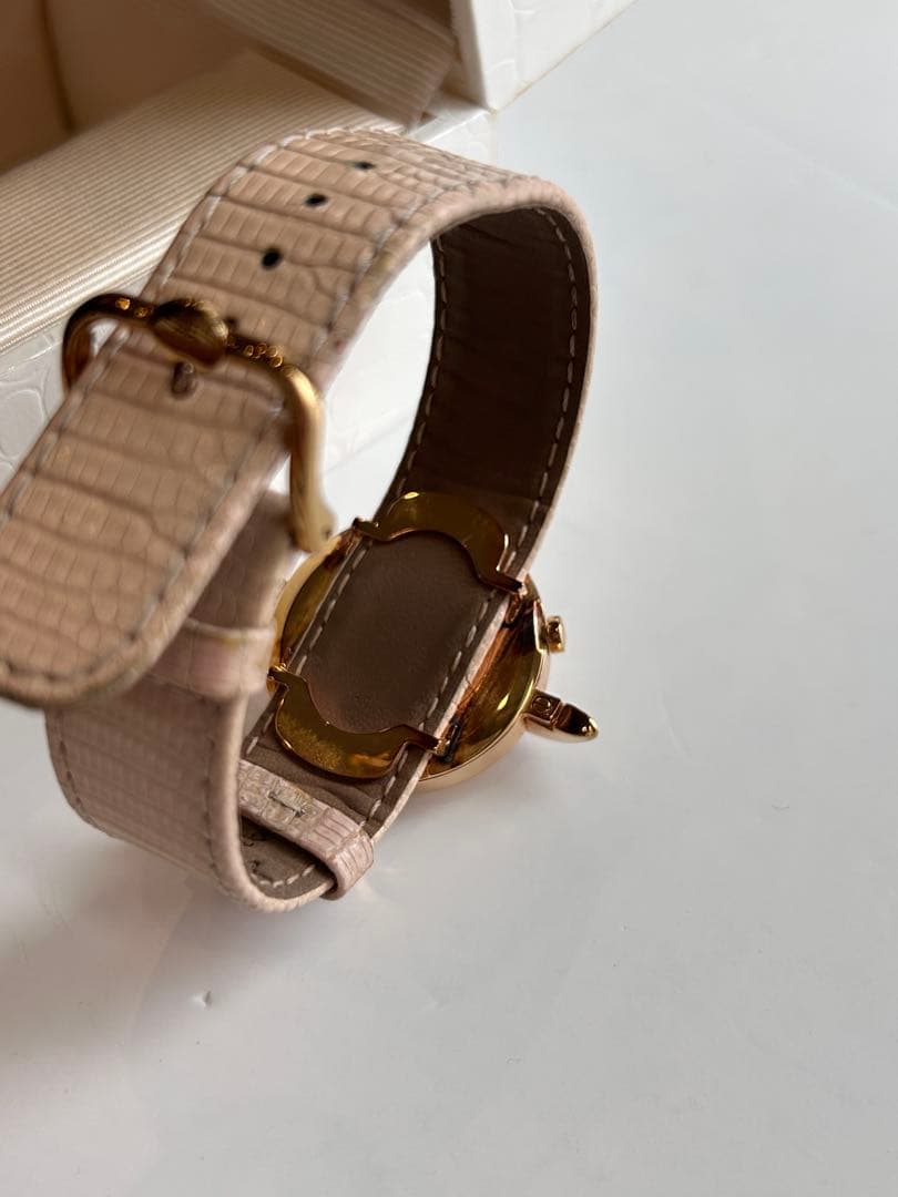 ヴィヴィアンウエストウッド Anniversary 立体オーブ 時計