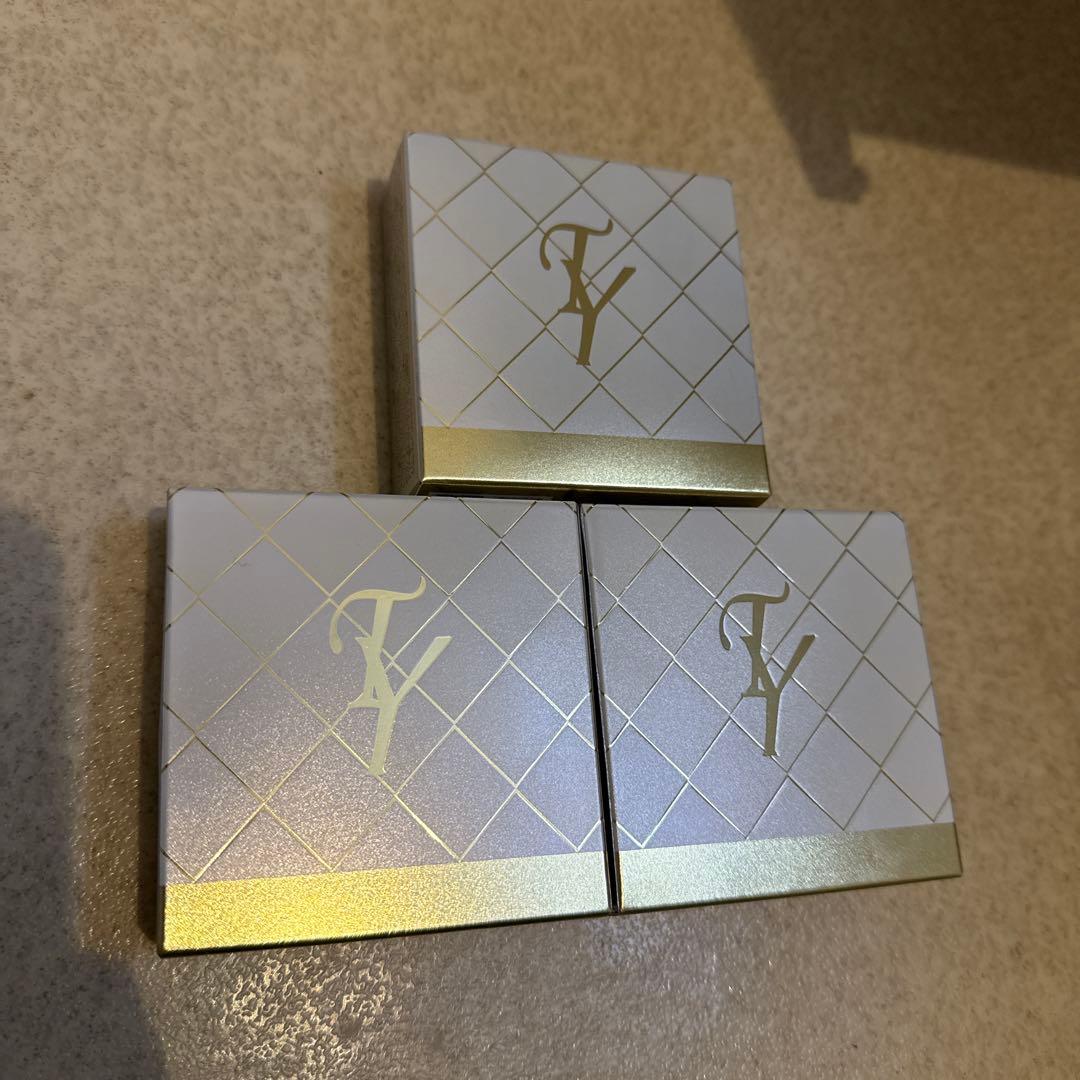 エステファクト　ジュエリーパクトU レフィル　専用パフ付き