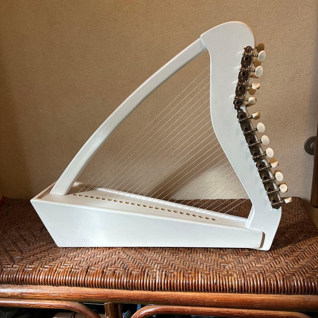ほのぼの工房のミニハープ