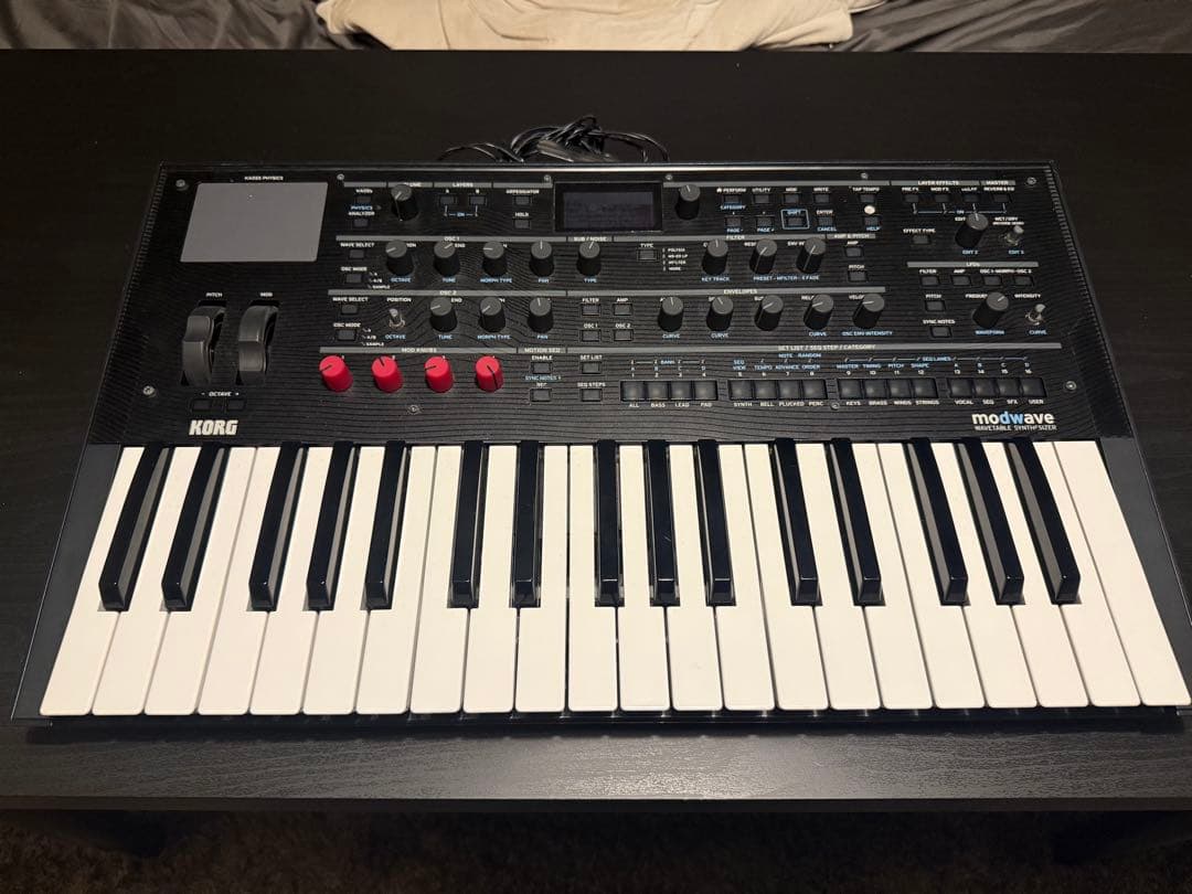 KORG modwave デジタルシンセサイザー