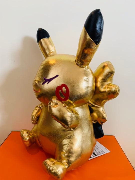 ピカシュウ shu uemura×Pokémon 非売品ぬいぐるみ