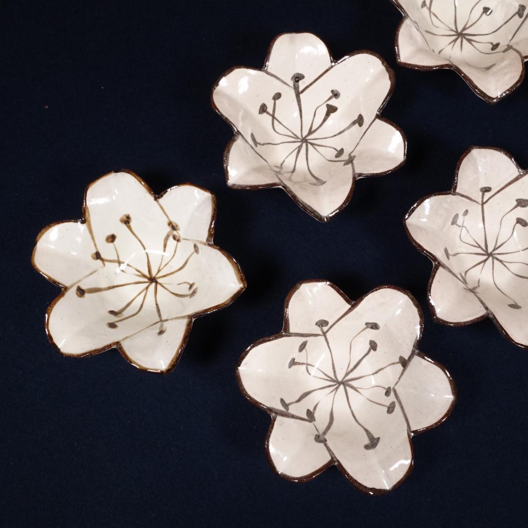 尾形乾山写しの逸品① 百合形向付6客