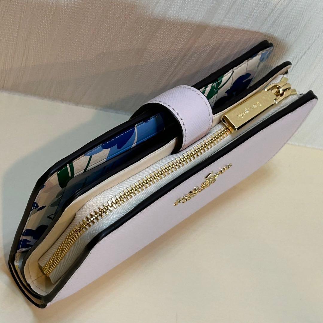 正月SALE新品未使用　箱入り　ギフト　ケイトスペード 二つ折り財布　フラワー