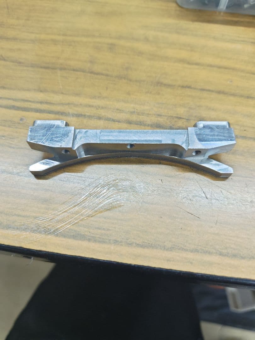 スチール製湾曲スライドラック