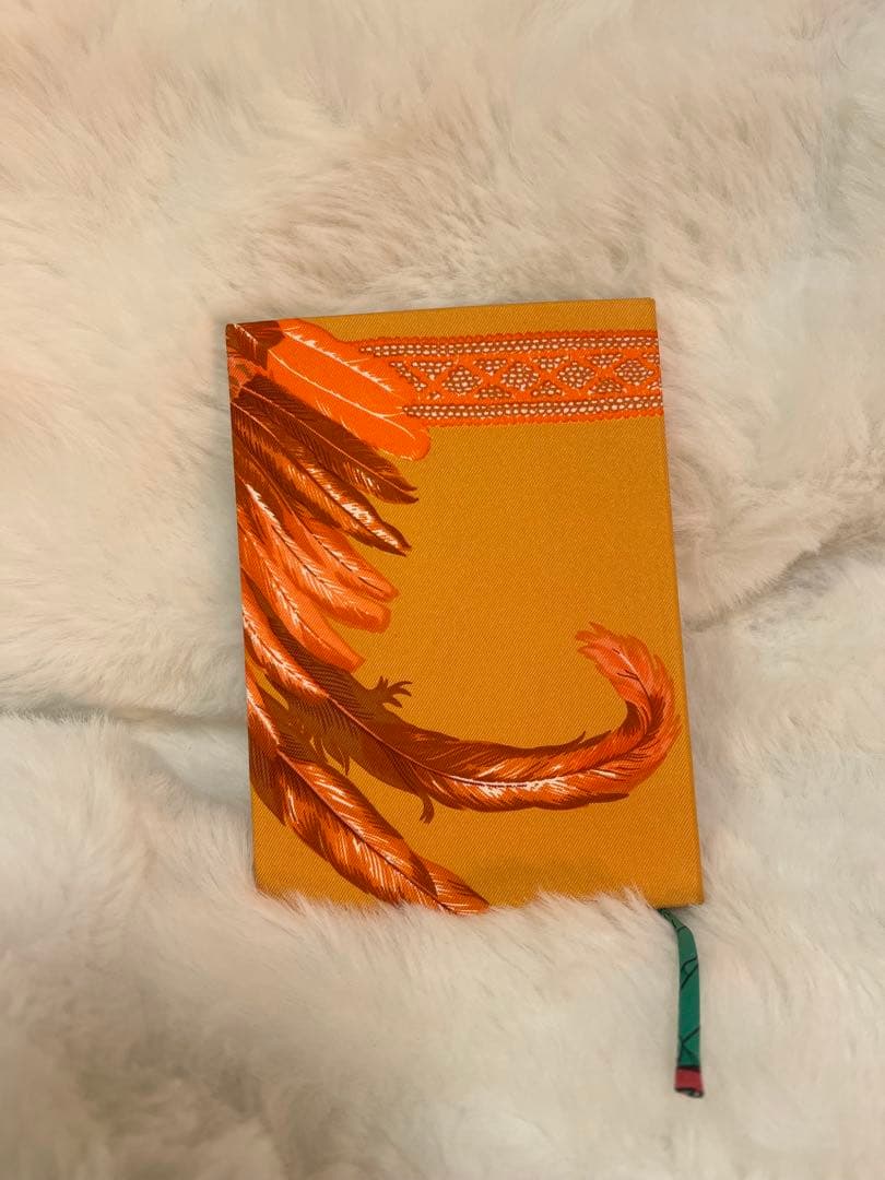 HERMES 羽デザインの無地メモ帳