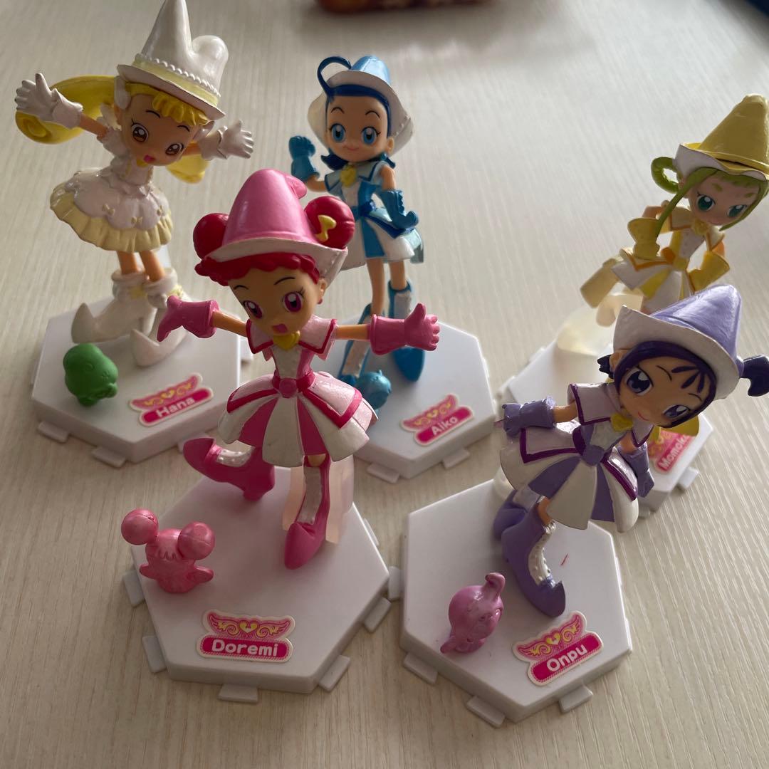 おジャ魔女どれみ　フィギュアセット　平成レトロ　ももこ　はな　おんぷ　あいこ