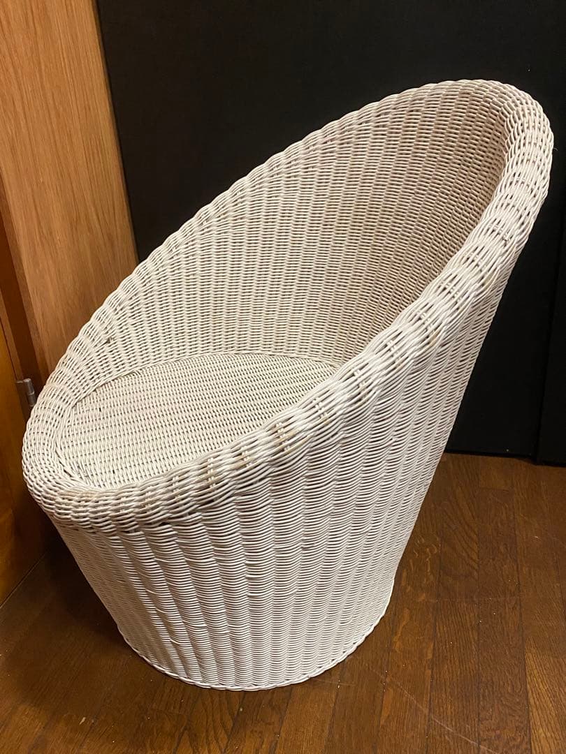 希少♦️高級 エッグチェア♦️ホワイトラタン♦️フレンチ シャビー♦️2脚セット 送料込