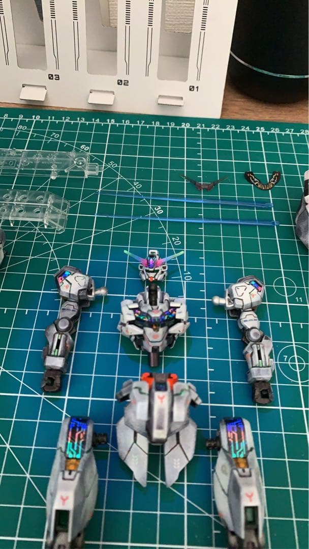 B*d様 HG ガンダムキャリバーン　リアル全塗装・ブラックライト発光仕様