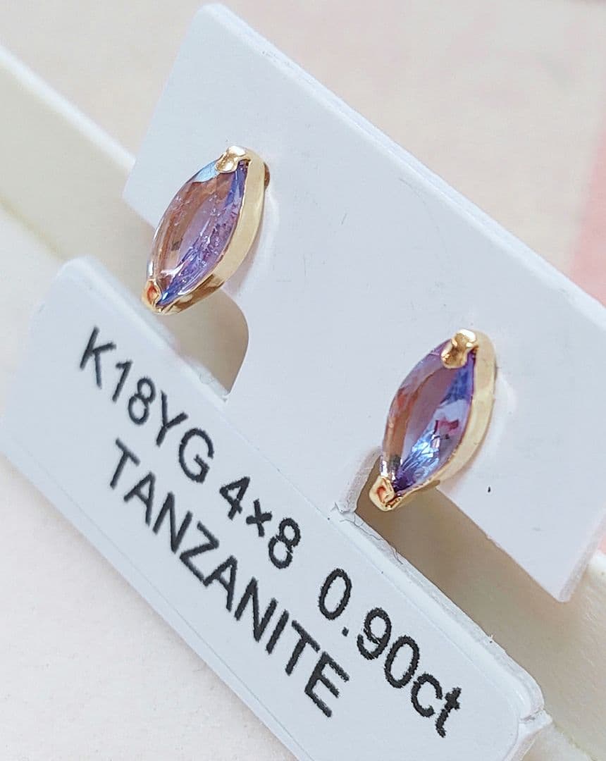 未使用品 k18 天然タンザナイト ピアス