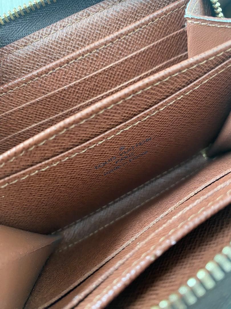 LOUIS VUITTON モノグラム ジッピーケース 最終お値下げ