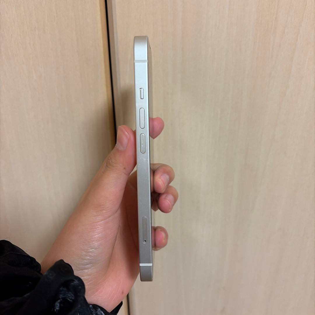 Apple iPhone 13 ホワイト 本体 動作確認済み