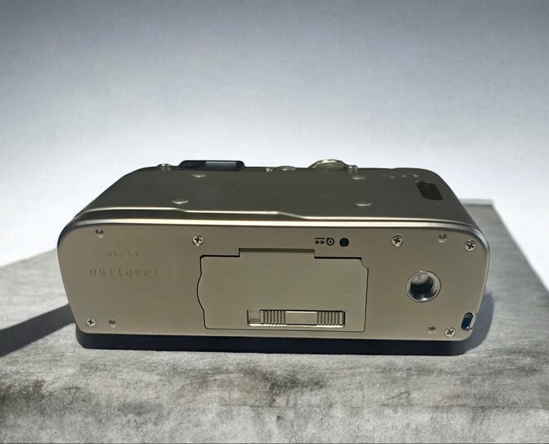 【中古】MINOLTA TC-1 コンパクトフィルムカメラ