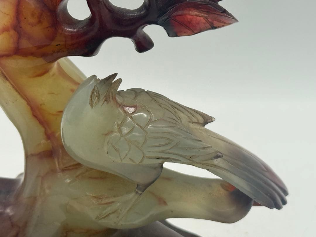 中国　玉製　鳥　台付　置物　送料込み260107