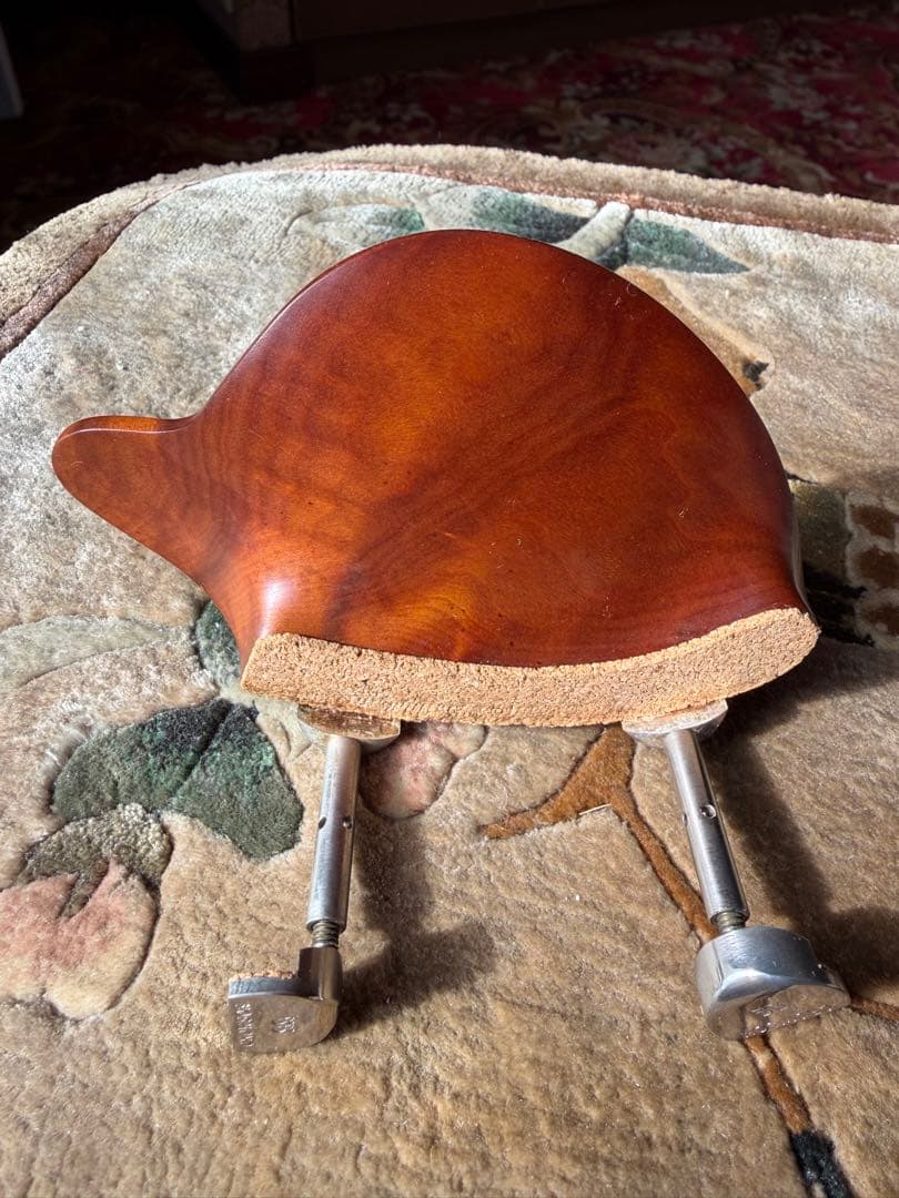 ジェラルドクローソン　顎当て　ステューバモデル